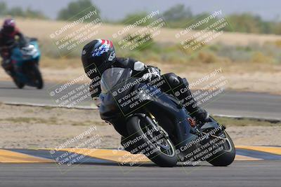 media/Sep-30-2023-SoCal Trackdays (Sat) [[636657bffb]]/Turn 16 (1145am)/